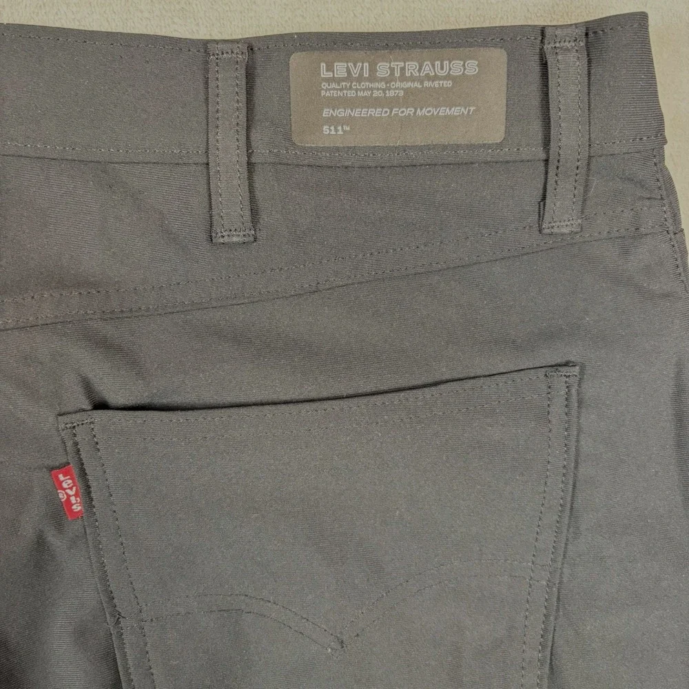 Levi's 511 Slim Fit Pants Mens 38x30 Black Engineered For Movement‎ A9213-0010
